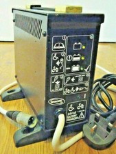 8 amp 24 v INVACARE CHARGER