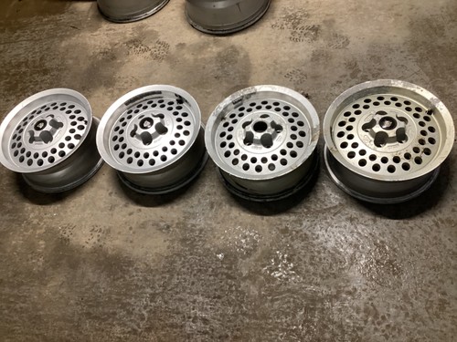 Jaguar pepperpot alloys - pepperpot, 15
