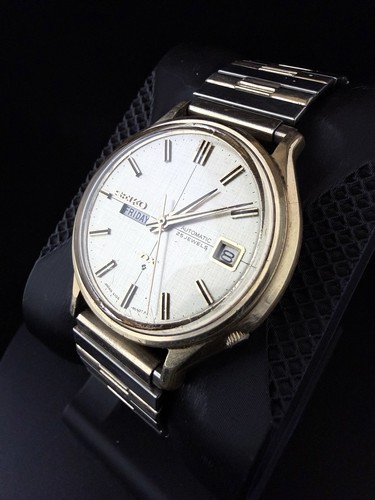 Vintage seiko 6106 - vintage,