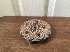 Vintage Irish Wade Glazed Flower Pond Lily Daisy Birthday Candle Pen Holder