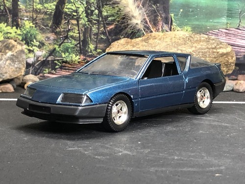 Imperfect diecast car - imperfect,