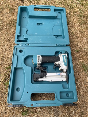 Makita af353 pin nailer - nailer, with