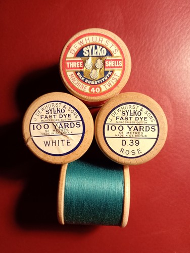 Sylko wooden cotton reels - ,