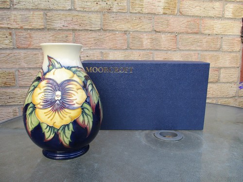 Moorcroft golden pansy vase - ,