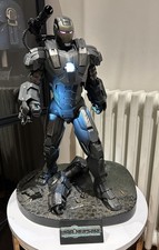 Sideshow Collectibles War