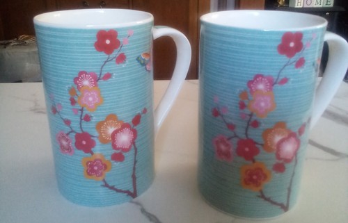Queens fine china mugs with - 2,
