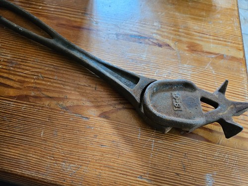 Fence strecher to tighten - d8,