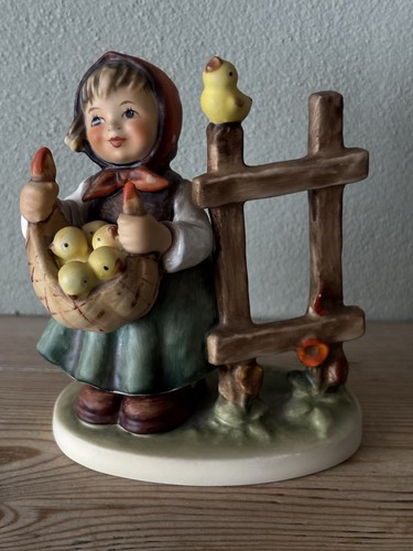 Vintage hummel goebel figurine - vintage,