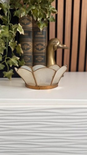 Capiz shell lampshade topper - capiz, /