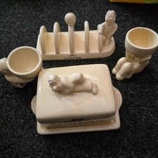 Lurpak breakfast pottery set