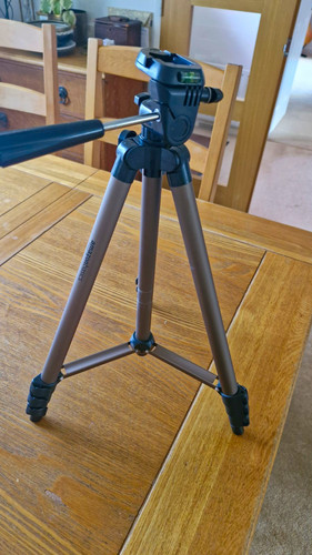 Amazonbasics aluminium camera - amazonbasics,