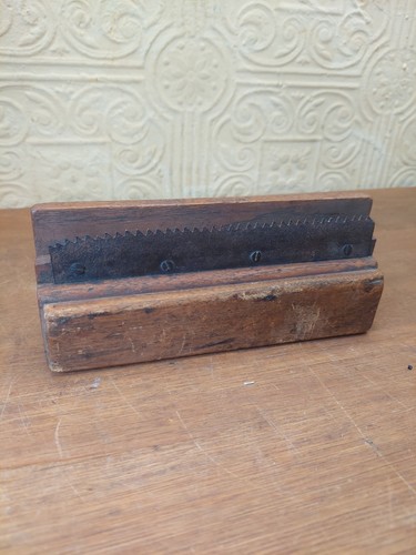 Antique wooden specialist - wooden,