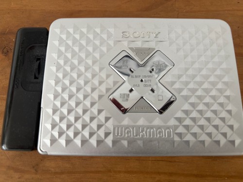 Rare vintage sony - rare, walkman