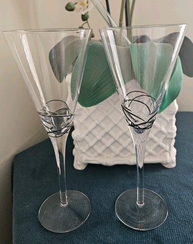 Contemporary clear black - clear,