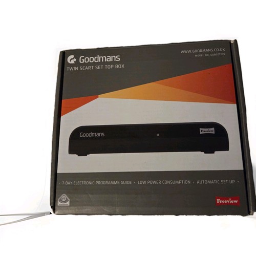 Goodmans twin scart - scart, freeview