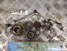 KAWASAKI  ZX9B engine bits