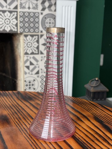 Vintage threaded cranberry art - threaded,