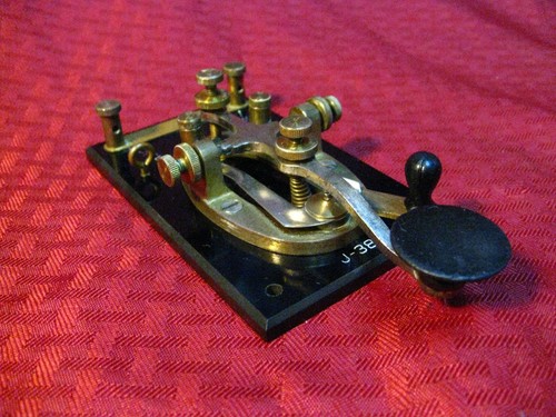 Vtg ww2 brass steel - ww2, &