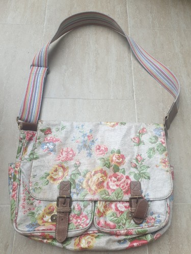 Cath kidston floral pale - cath,