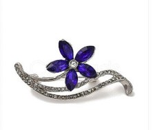 2." BLUE FLOWER DIAMANTE