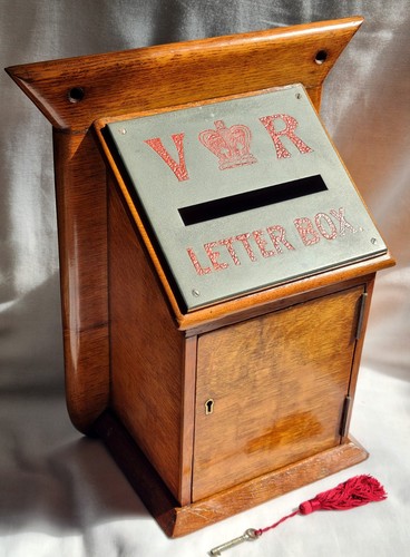 Antique victoria regina - antique,