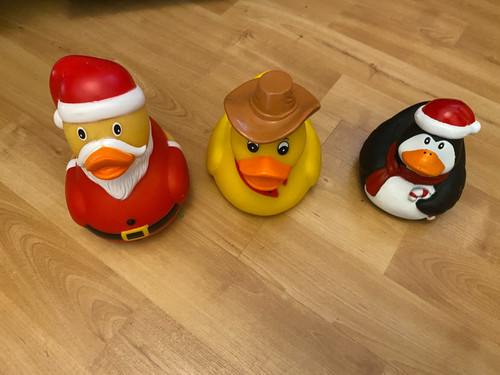 Large plastic bath ducks - large,