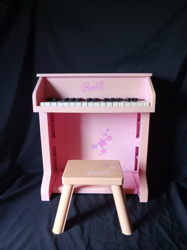 Barbie schoenhut style - schoenhut, upright