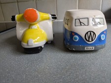 Novelty egg cups - novelty,