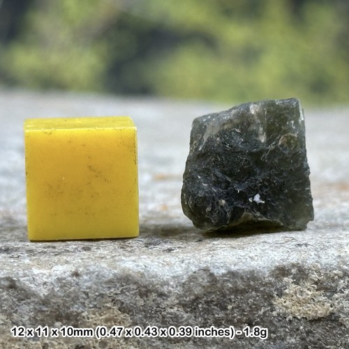 Moldavite translucent green - translucent,