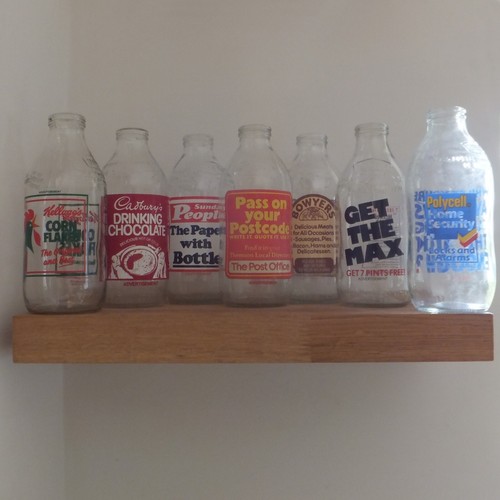 Vintage advert glass - advert,