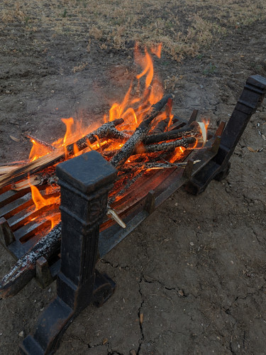 Large rustic iron fire - large,