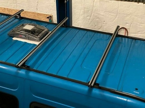 Roof rack bars - roof, feet