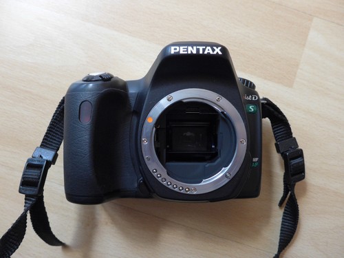 Pentax ist digital - *ist, slr