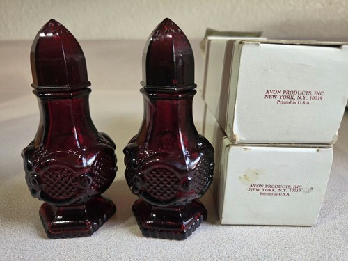 Ruby red glass avon - 1876, cape