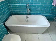 Freestanding Bathtub with Floor Standing Tap 1670X790mm (Excellent Condition)