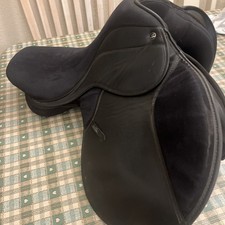 Thorowgood Griffin Pony Club Black Saddle 16-inch Wide Fit