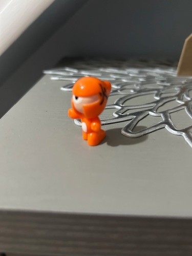 Gogos crazy bones series - bones, 1