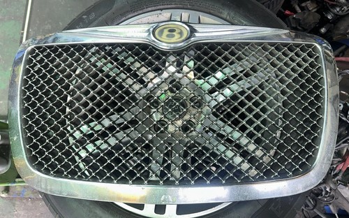 Chrysler 300c honeycomb style - chrysler,