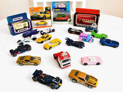 Hot wheels corgi matchbox - hot, corgi,