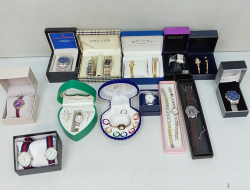 Job lot mixed assorted boxed - job,