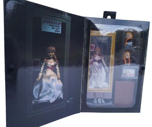 The conjuring universe - -,