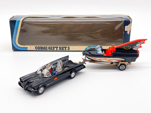 1973 batmobile and batboat - batmobile,