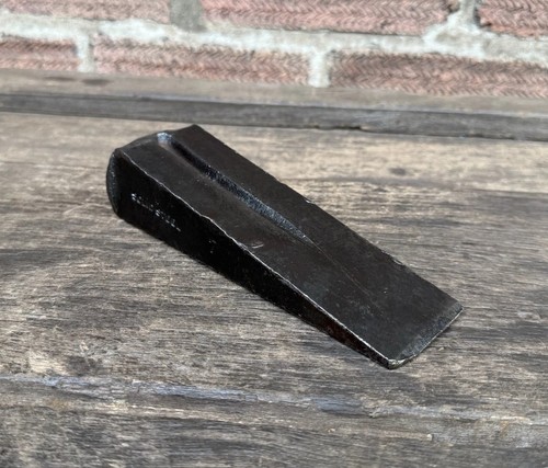 Vintage solid steel log - 7”,
