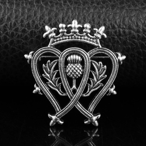 Vintage style luckenbooth - style,