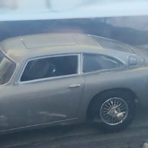 James bond 007 aston - james, martin