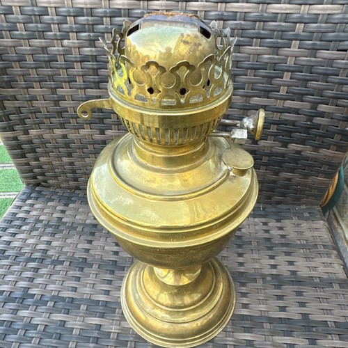 Vintage brass oil lamp - oil,