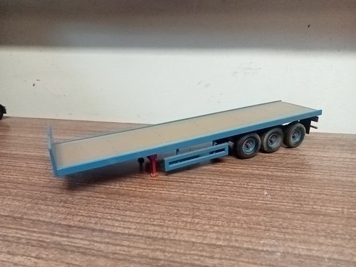Corgi modern truck heavy - modern,