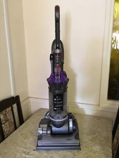 DYSON DC33 ANIMAL BAGLESS
