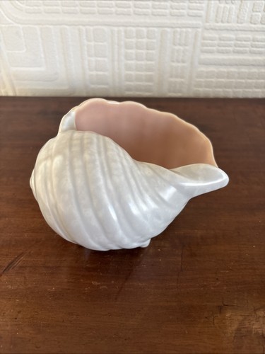 Poole pottery shell vase - shell,