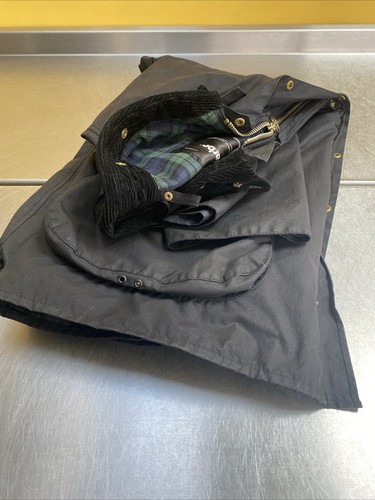 Barbour border black c50 mens - barbour,